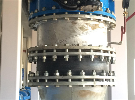 汽車工廠安裝法蘭橡膠接頭出現(xiàn)的問題報告 汽車工廠安裝法蘭橡膠接頭出現(xiàn)的問題報告