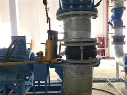 汽車工廠安裝法蘭橡膠接頭出現(xiàn)的問題報告 汽車工廠安裝法蘭橡膠接頭出現(xiàn)的問題報告