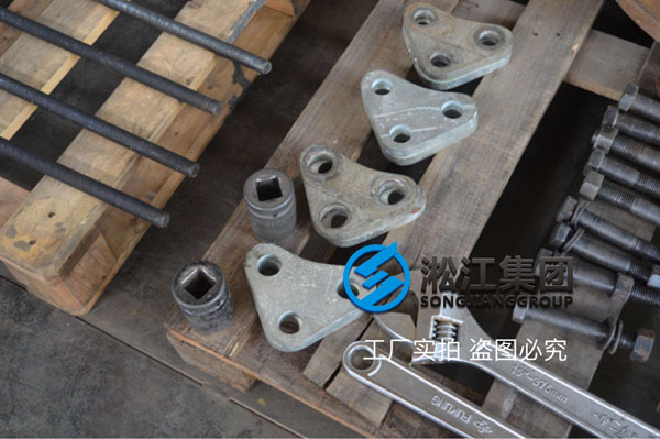 【圖析】DN400橡膠接頭壓力檢測“好質量不是說說而已” 【圖析】DN400橡膠接頭壓力檢測“好質量不是說說而已”