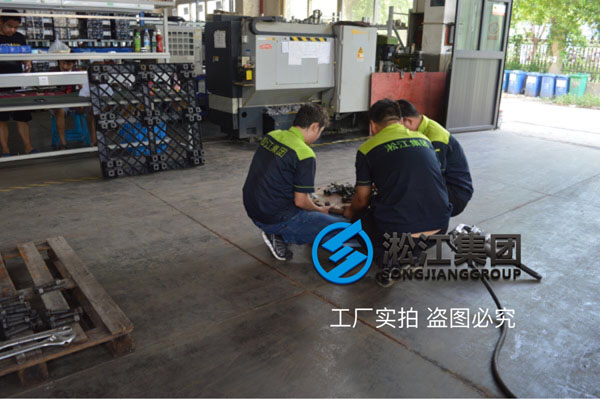 【圖析】DN400橡膠接頭壓力檢測“好質量不是說說而已” 【圖析】DN400橡膠接頭壓力檢測“好質量不是說說而已”