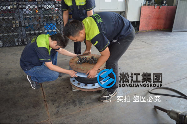 【圖析】DN400橡膠接頭壓力檢測“好質量不是說說而已” 【圖析】DN400橡膠接頭壓力檢測“好質量不是說說而已”