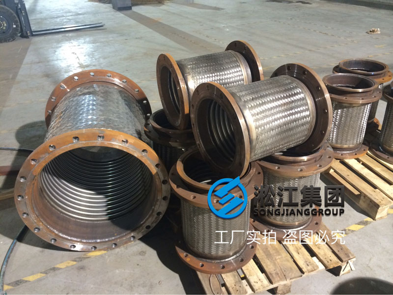 【生產現場】大口徑金屬軟管生產現場 【生產現場】大口徑金屬軟管生產現場