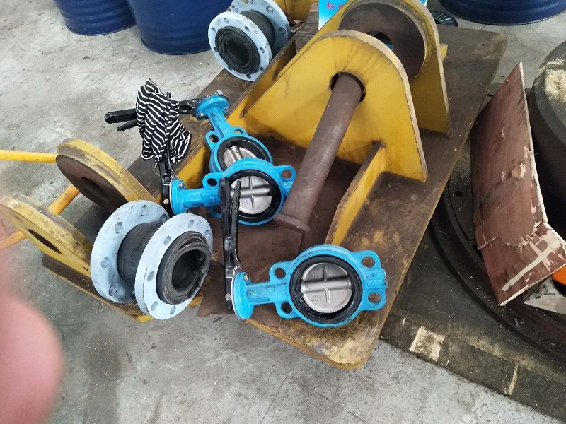 為什么橡膠接頭與對夾式軟密封蝶閥連接后出現泄漏現象? 為什么橡膠接頭與對夾式軟密封蝶閥連接后出現泄漏現象?