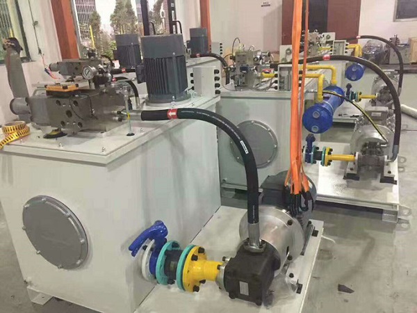 ����C(j��)�Һ����ϵ�y(t��ng)�����