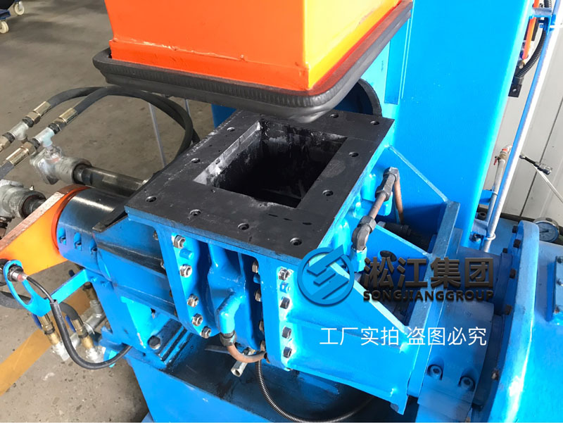 ���˰ѿ����z���^�z�Ϸ����Ԍ��������һ�_�����ܟ��C