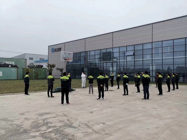 加強(qiáng)疫情防范工作 定期開(kāi)會(huì)培訓(xùn) 淞江集團(tuán)在行動(dòng)