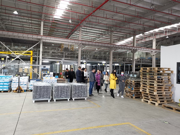 熱烈歡迎上海交大工商管理55期同學蒞臨指導工作 熱烈歡迎上海交大工商管理55期同學蒞臨指導工作